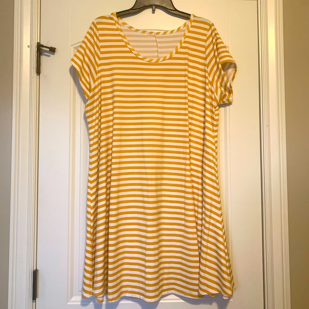 Old Navy striped dress